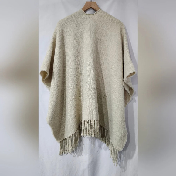 Beige Gold Womens Knit Poncho OSFM Wrap Fringe Boho Western‎ Festival Scandi - Picture 6 of 8